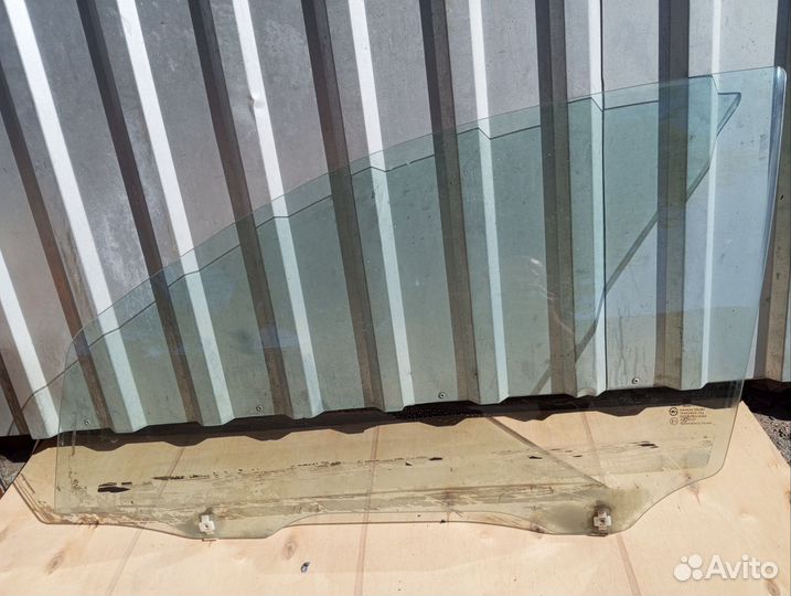 Стекло левое переднее Шевроле Авео Т 250