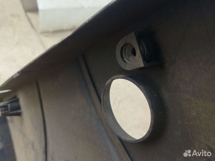 Декоративная крышка двигателя Ford Focus 2