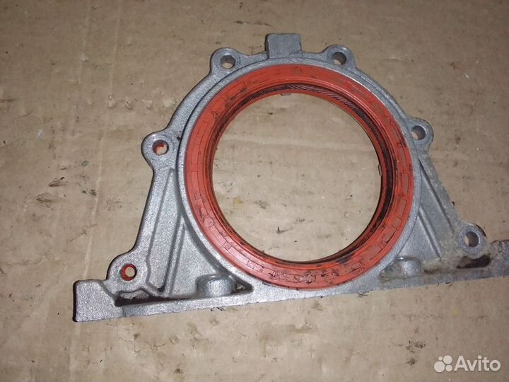 Крышка двигателя задняя Ваз 2108