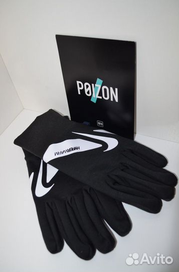 Перчатки Nike Hyperwarm