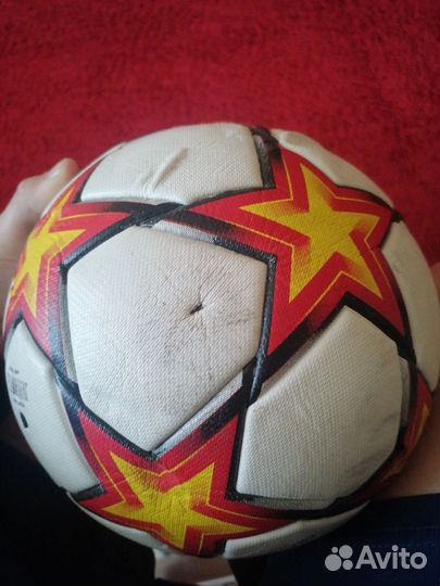 Ремонт футбольных мячей