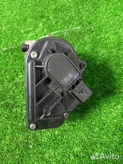 Дроссельная заслонка Ford Focus shda 2008