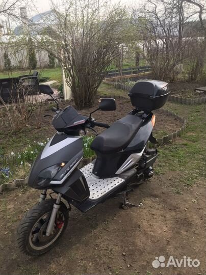 Скутер stels vortex 150