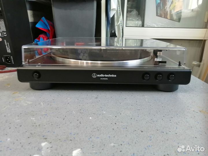 Проигрыватель Audio-Technica AT-LP60XBT BK Автомат