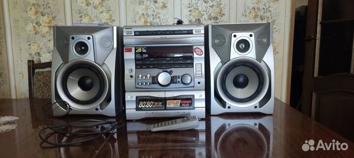 Музыкальный центр sony RX77S