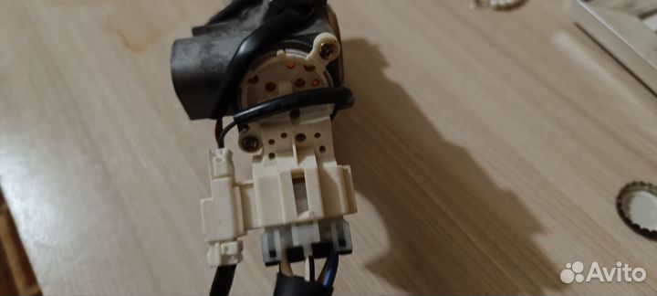 Замок зажигания subaru legacy