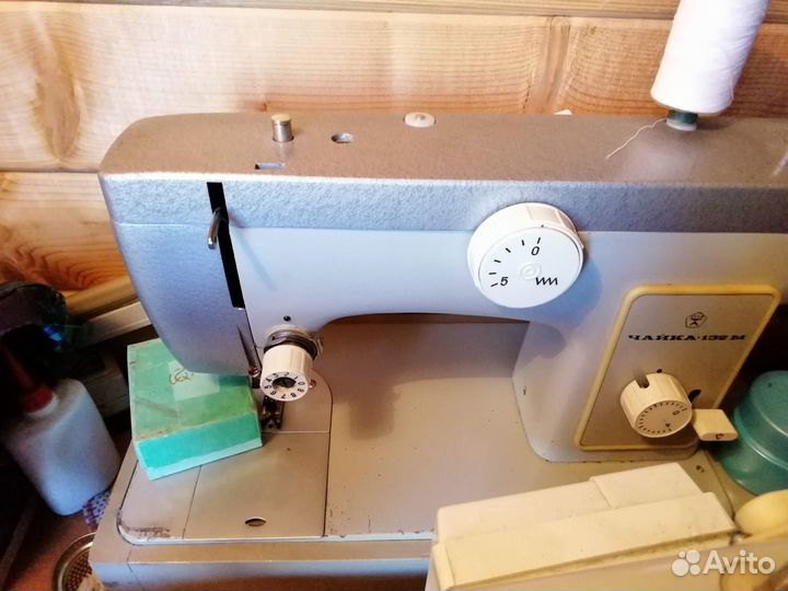 Швейная машинка чайка 132м