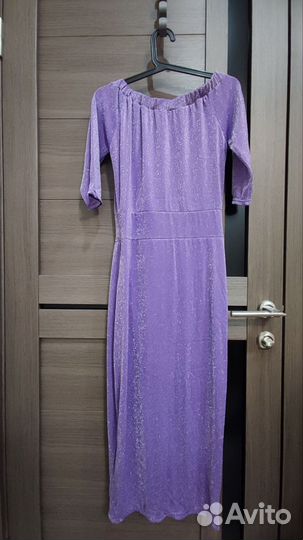 Платье женское новое 42