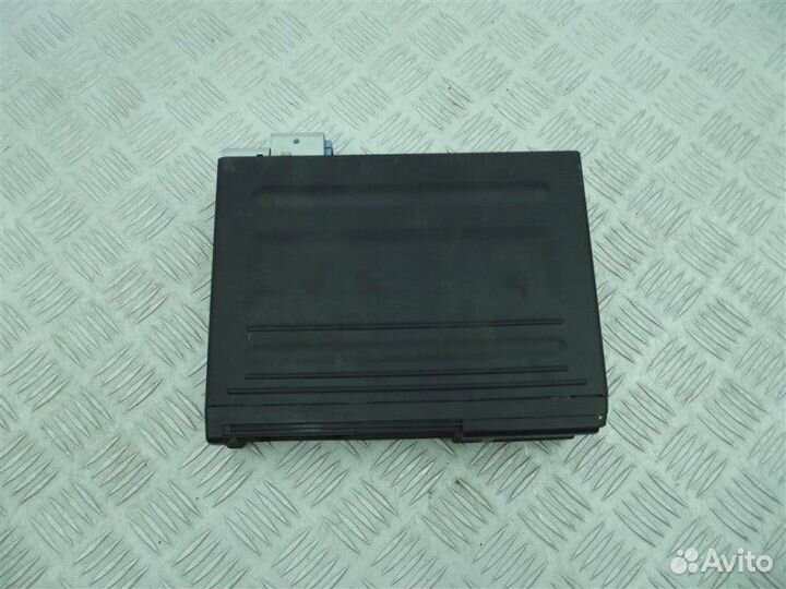 CD-Чейнджер компакт дисков Peugeot 607 2.2 10LJ02