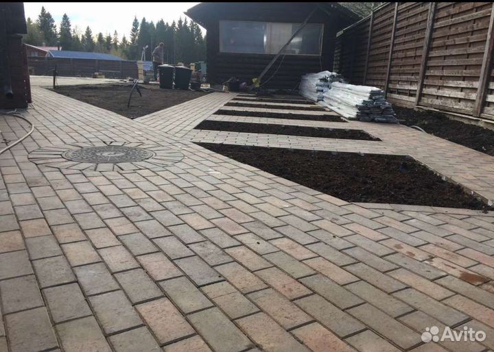 Благоустройство территории