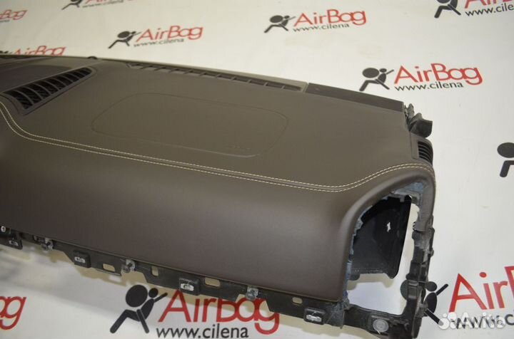 Торпедо панель приборов Porshe Cayenne коричневый