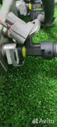 Форсунка топливная Nissan Qashqai J10 MR20DE 2011