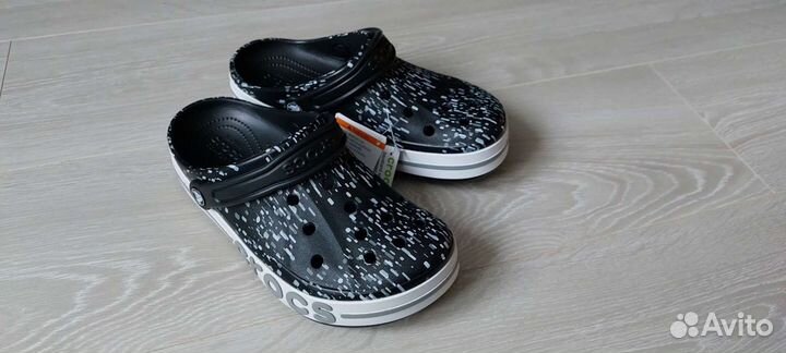 Сабо Crocs новые Bayaband Printed M6W8