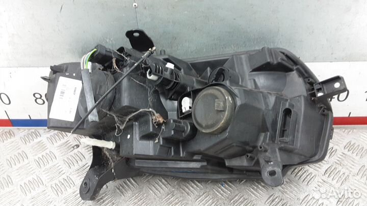 Фара левая Renault Sandero/Sandero Stepway