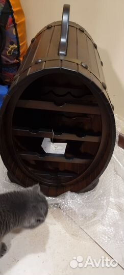 Дизайнерская бутылочница