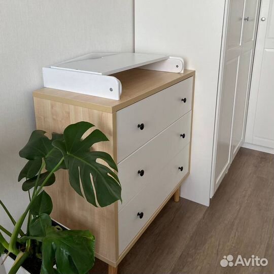 Съёмный складной пеленальный столик на комод