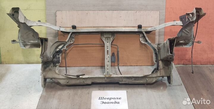 Телевизор металлический Chevrolet Evanda, 2004г