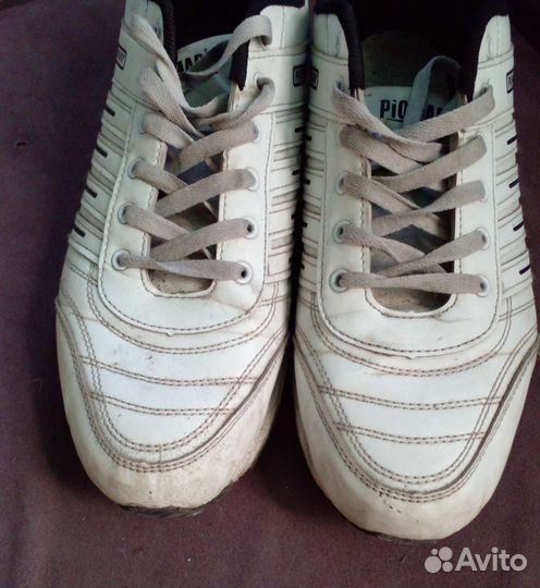Кроссовки белые 43 размер б.у. целые мужские рцр