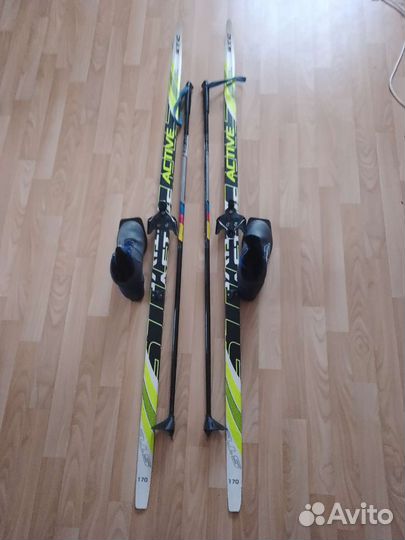 Беговые лыжи