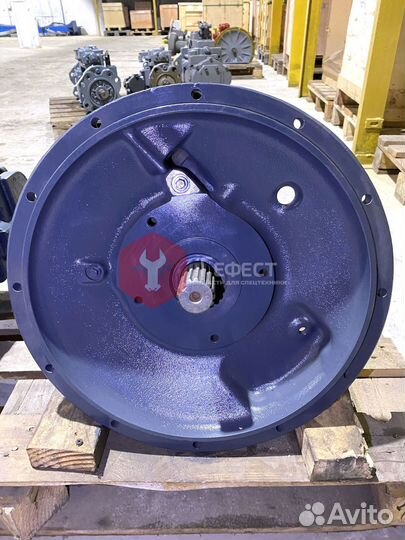 Основной насос Komatsu PC200LC-6S