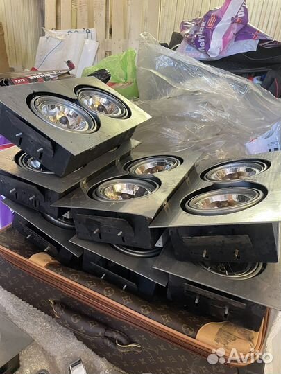 Светильник встраиваемый