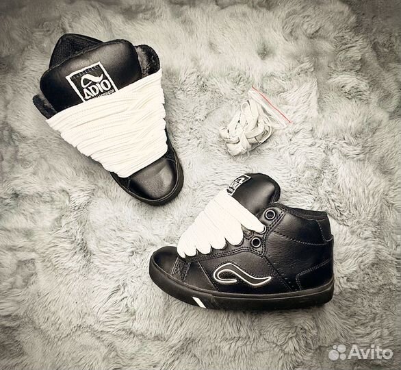 Adio 2008 dc globe dvs osiris etnies fallen circa