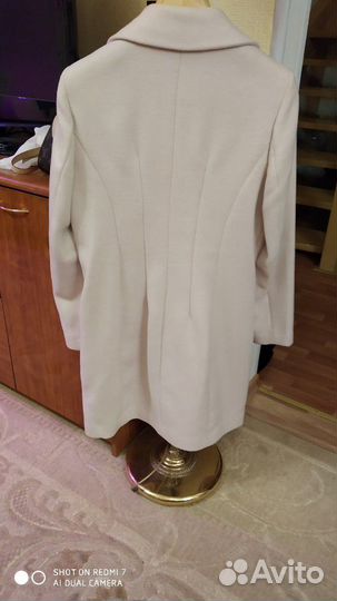 Пальто женские разные