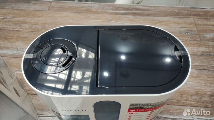 Увлажнитель воздуха Boneco Air-O-Swiss U350