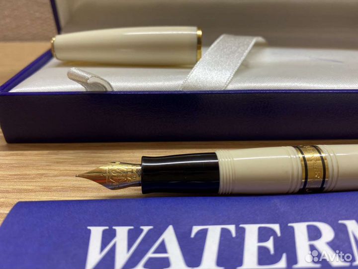 Ручка с золотым пером, waterman