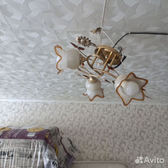 Люстра потолочная бу