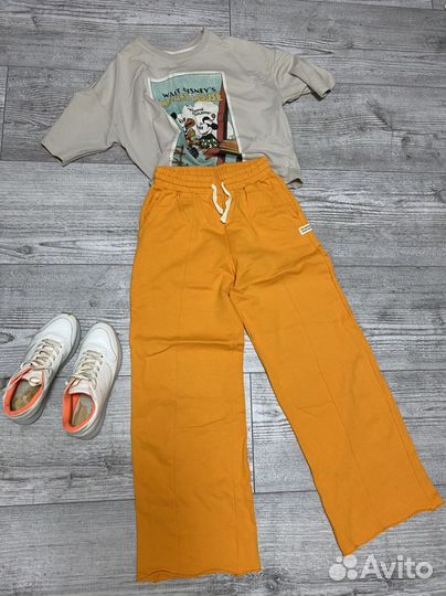 Брюки футболка reserved