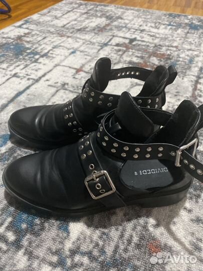 Обувь женская 40 размер