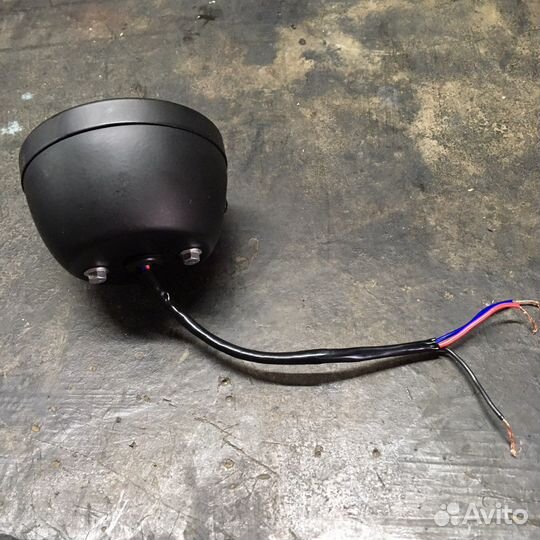 Задний фонарь с подсветкой номера