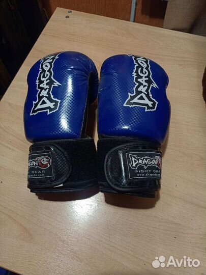 Боксерские перчатки Dragon