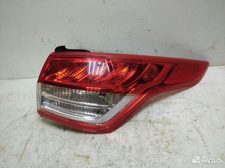 Фонарь задний наружный Ford Kuga 2012-2016
