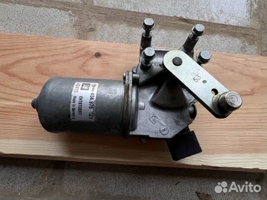 Моторчик дворников Opel Zafira