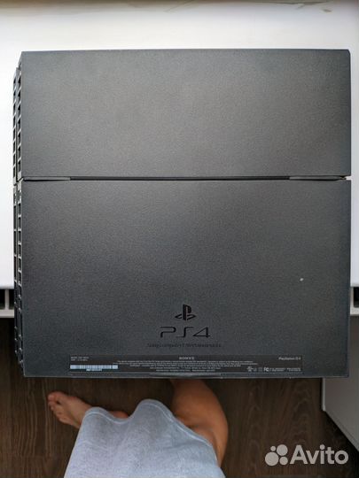 Игровая приставка PS4 FAT