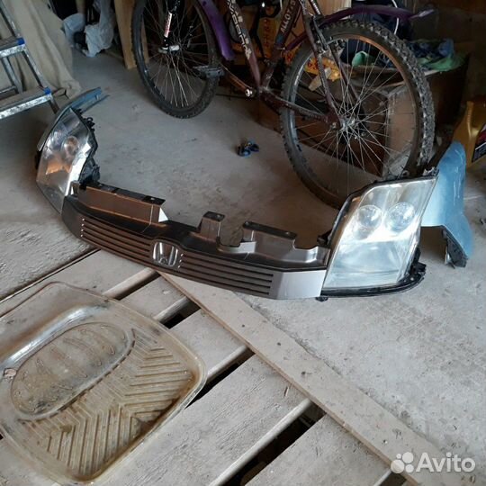 Капот honda mobilio