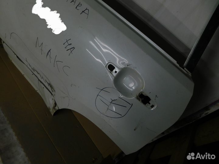 Suzuki grand vitara дверь задняя левая