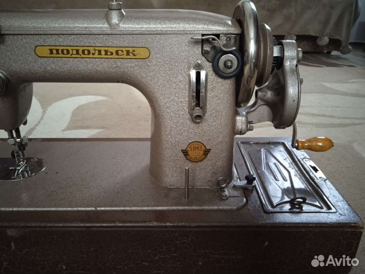 Швейная машинка