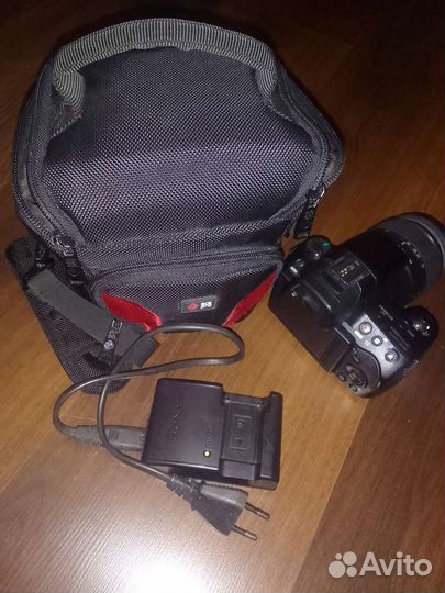 Зеркальный фотоаппарат Sony SLT-A37