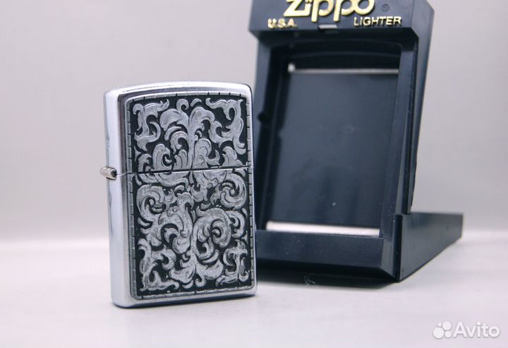 Zippo Marlboro Storming Scroll 2003 год