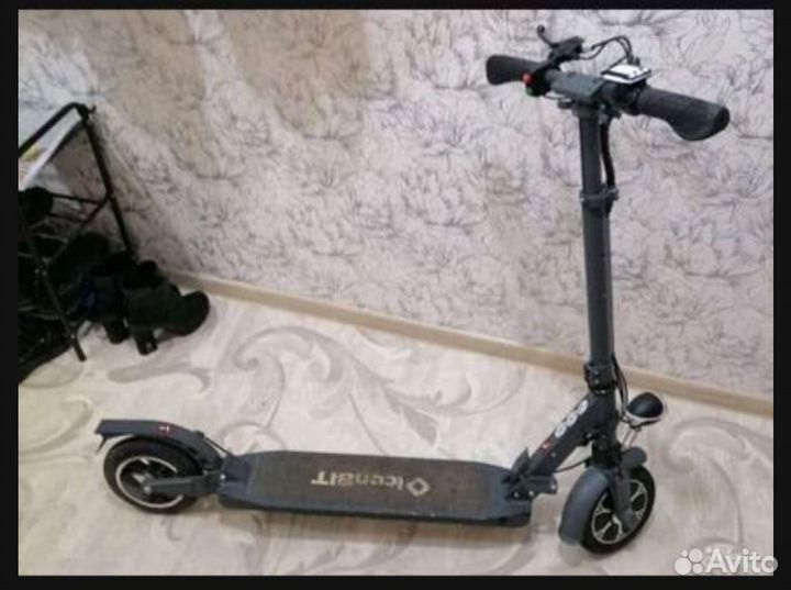 Электросамокат iconbit kick scooter c80