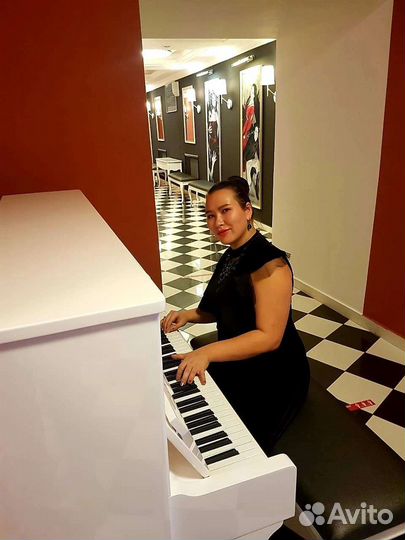 Уроки вокала и фортепиано