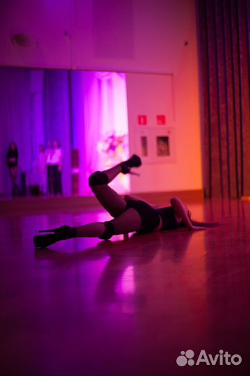 Танцы стрип пластика