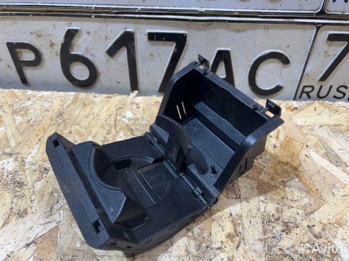 Подстаканник Skoda Octavia Tour 1.6 2003