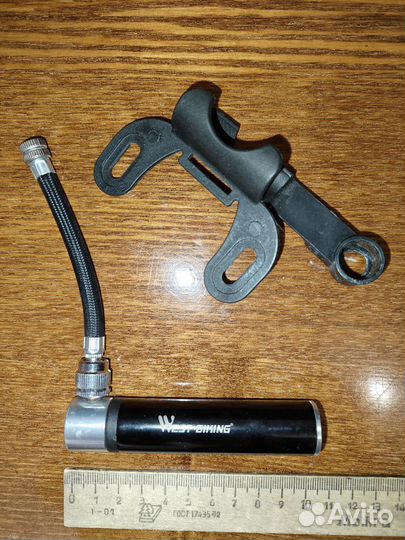 Велосипедный насос с манометром