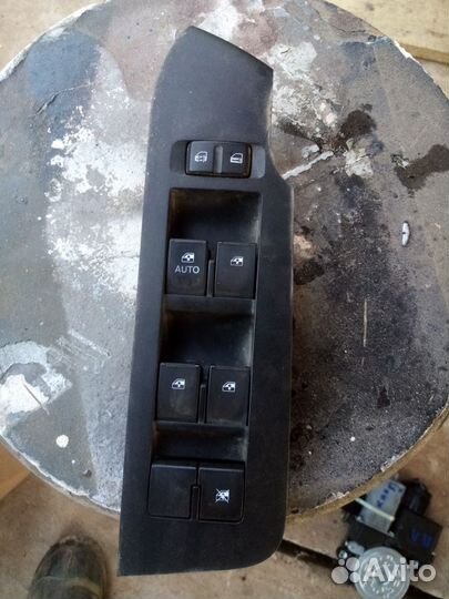 Блок стеклоподъёмников Chevrolet Captiva C 140