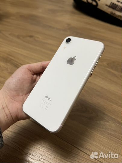 iPhone Xr, 64 ГБ