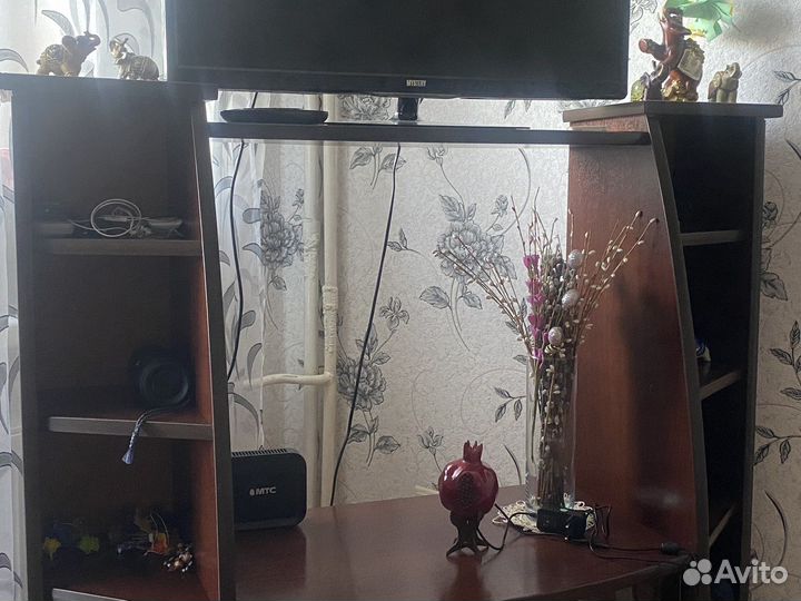 Тумбочка под телевизор